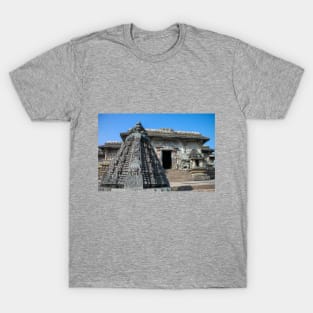 Belur Ancient Hindu Temple in India T-Shirt